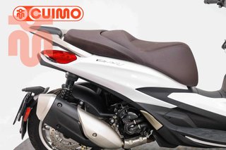 PIAGGIO BEVERLY 300 HPE