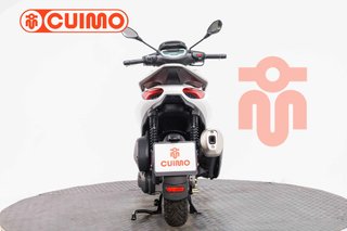 PIAGGIO BEVERLY 300 HPE
