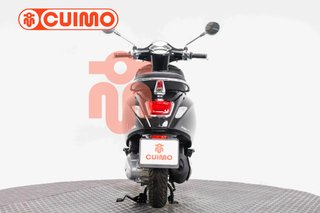VESPA PRIMAVERA 125