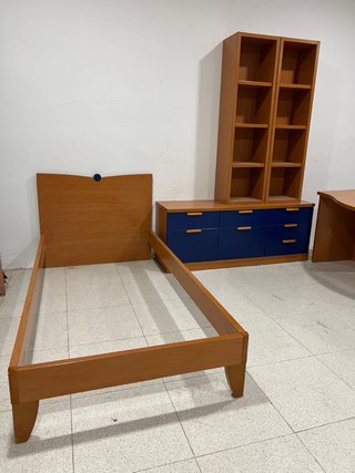 Dormitorio juvenil modular cerezo y azul