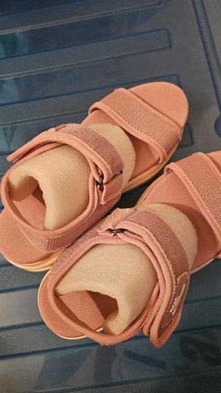 Sandalias Xti Mujer Velcro Rosa Blanco