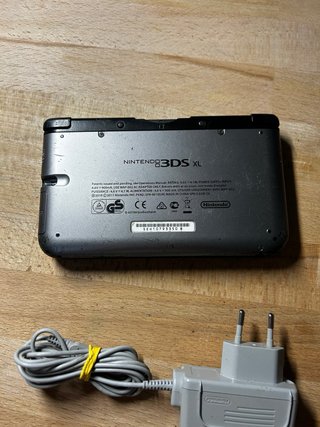 Nintendo 3DS XL Nera
