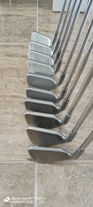 Set PING Zing Karsten Completo (10 Palos)