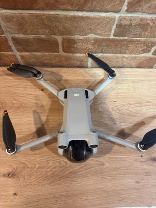 Dron DJI Mini 3 Pro