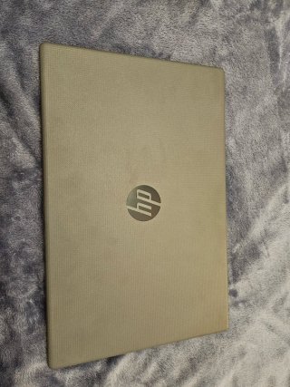 Portátil HP 255 15.6" G10 Notebook PC