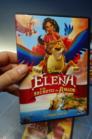 3 DVDs Elena de Ávalor Disney
