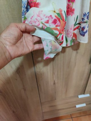 Blusa floral blanca