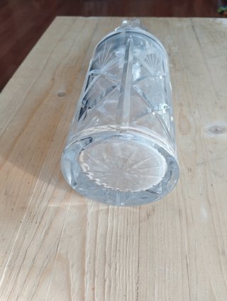 Botella de cristal tallado vintage