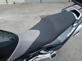 Suzuki GSR 600 (98cv) Naked Negra/Plata