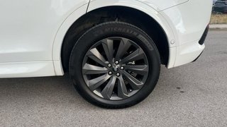 Land-Rover Discovery Sport 2.0D I4-L MHEV 4WD STANDARD 150 5P