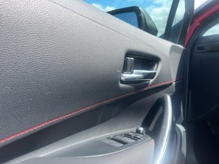 TOYOTA COROLLA 2.0 HYBRID GR-SPORT E-CVT 184 5P
