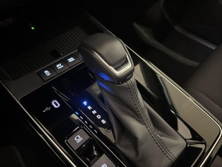 TOYOTA COROLLA CROSS 2.0 HYBRID STYLE E-CVT 178 5P