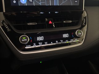 TOYOTA COROLLA CROSS 2.0 HYBRID STYLE E-CVT 178 5P