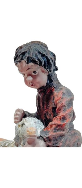 Figura niño y cordero marmolina pintada