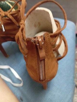Sandalias gladiador cuero marrón