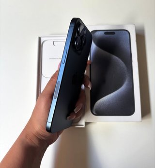 iPhone 15 Pro Max Azul Marino