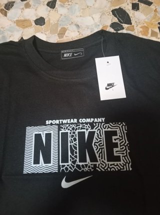 Camiseta Nike Negra – Talla L