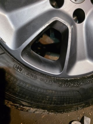 Llantas y Neumáticos Dacia 215/65/R16