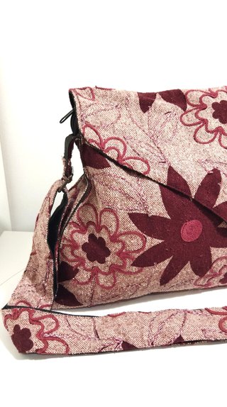 Lote Bolso Hecho a Mano y Bisutería - 4Pzas