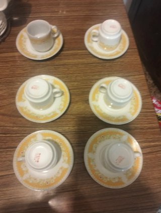 Juego de 6 tazas de cerámica con soporte