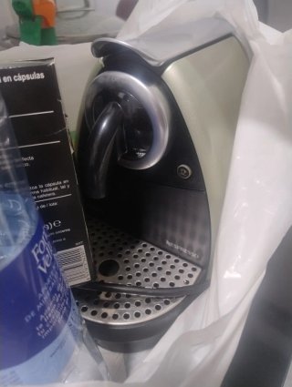Cafetera Nespresso Gris
