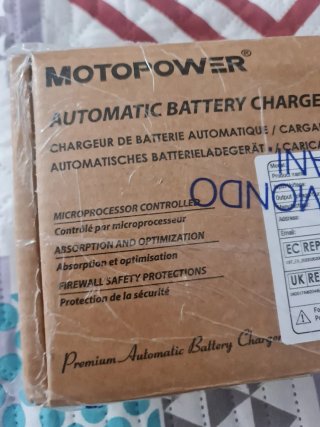 Cargador Baterías Coche y Moto