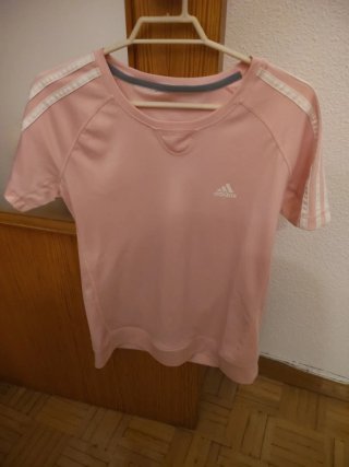 Camiseta deportiva Adidas rosa talla 14-15 años