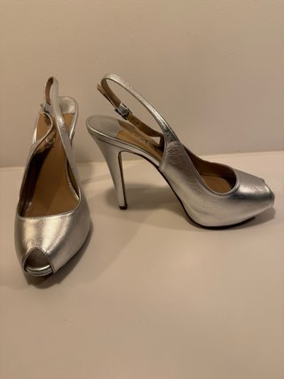 Zapatos de tacón Lodi plateados peep toe