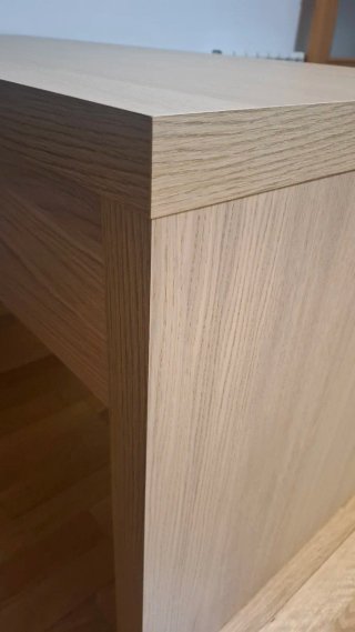 Escritorio MALM Ikea extraíble color madera.