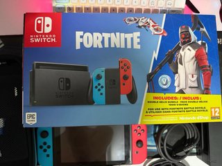 Nintendo Switch (CON M.A.G.I.A) Fortnite Edition