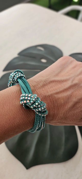 Pulsera Swarovski Turquesa y Plateada