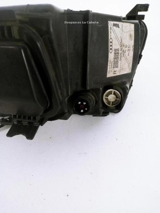 Audi 22419552 8d0941030 faro derecho a4 (8d2, b5)