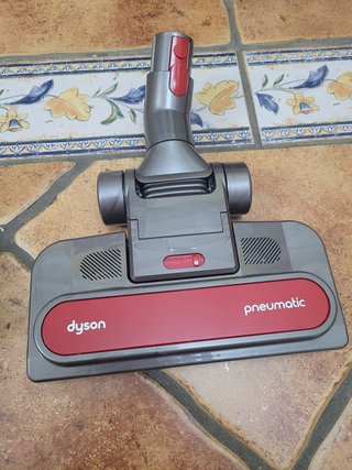 DYSON CEPILLO PRENEUMATIC NUEVO A ESTRENAR