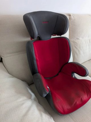 Silla coche elevador rojo y gris