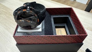 Reloj Tissot T-Touch Connect Solar Negro Naranja