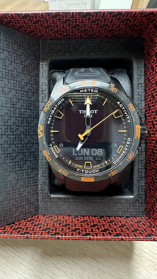 Reloj Tissot T-Touch Connect Solar Negro Naranja