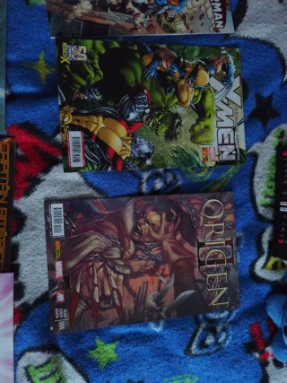Lote de 9 cómic. 8 Marvel y un DC
