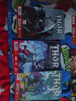 Lote de 9 cómic. 8 Marvel y un DC