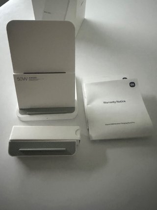 Xiaomi 50W Wireless Charging Stand Pro.