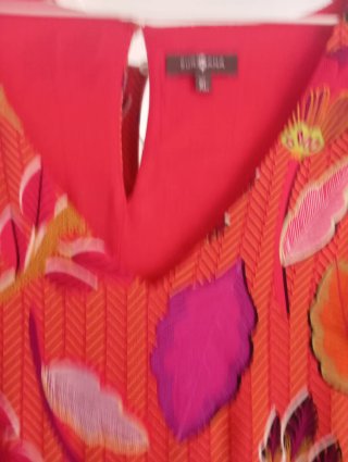 Vestido de verano marca Surkana estampado floral