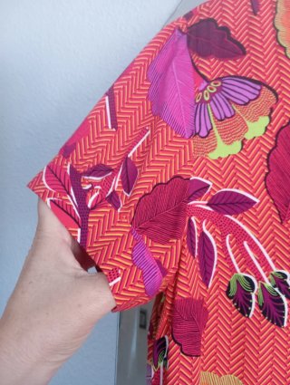 Vestido de verano marca Surkana estampado floral