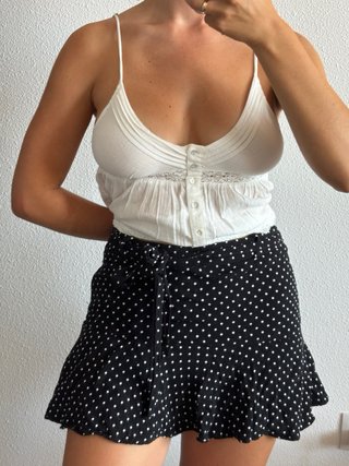 Falda pantalón corta lunares