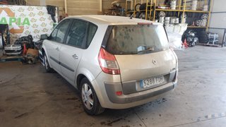 DESPIECE COMPLETO DE RENAULT SCENIC II 1.9DCI