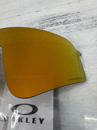 Pantalla Oakley Sutro Lite Swee Prizm 24K