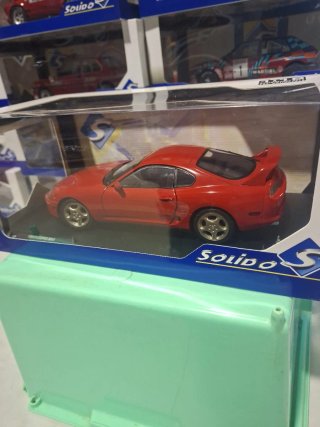 Solido Toyota Supra MK4 1:18 Rojo