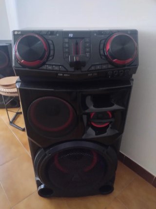 Sistema de Sonido 3500W RMS CJ98