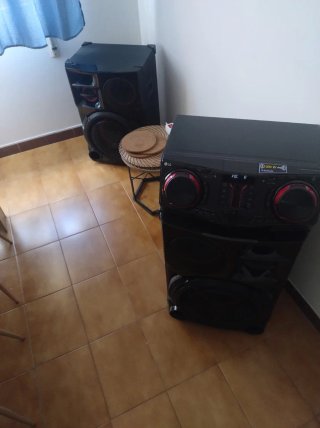 Sistema de Sonido 3500W RMS CJ98