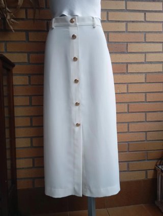 Falda Midi Zara Crema Botones Dorados