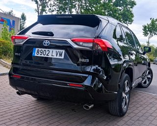 Toyota RAV4 Híbrido Enchufable 4x4 - NEGOCIABLE