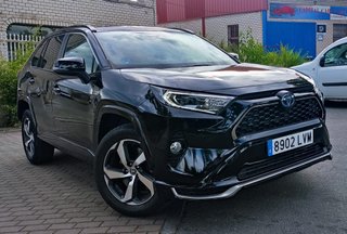 Toyota RAV4 Híbrido Enchufable 4x4 - NEGOCIABLE